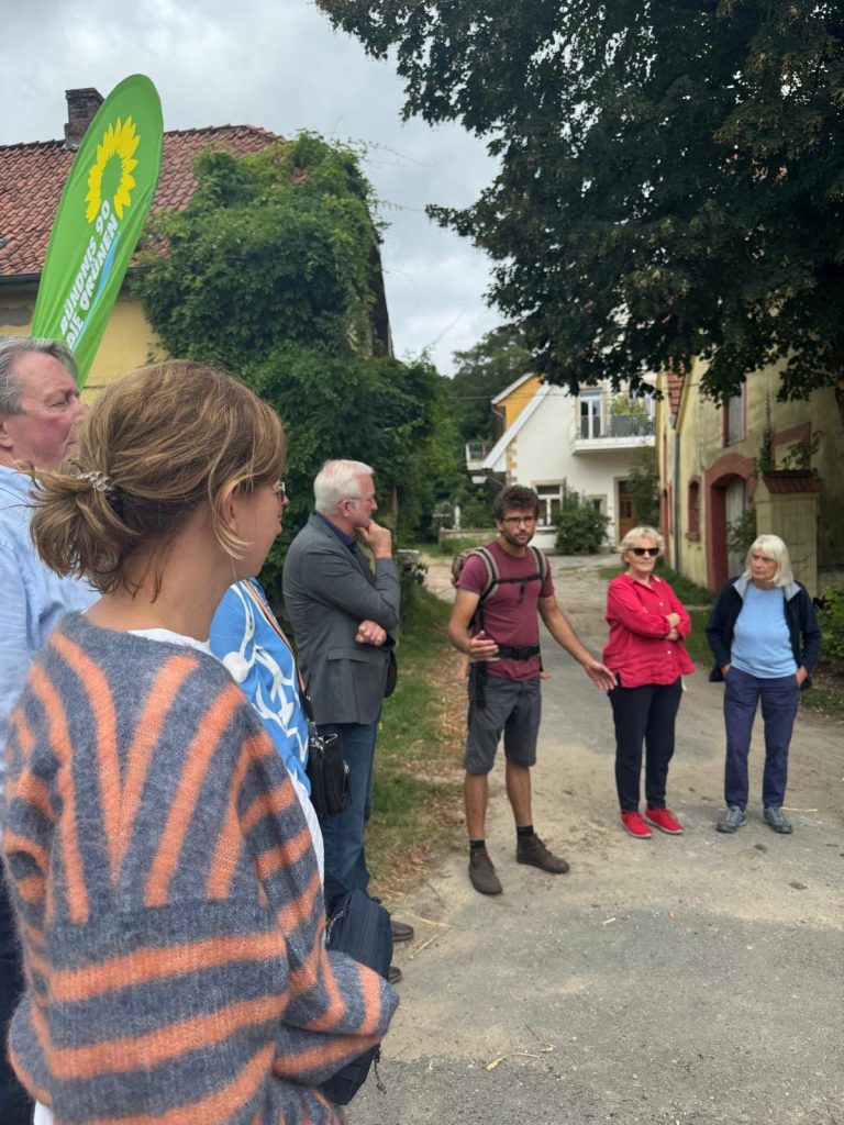 Besichtigung des Ziegenhofes „Wurzeln und Hörnern“ mit Norwich Rüße